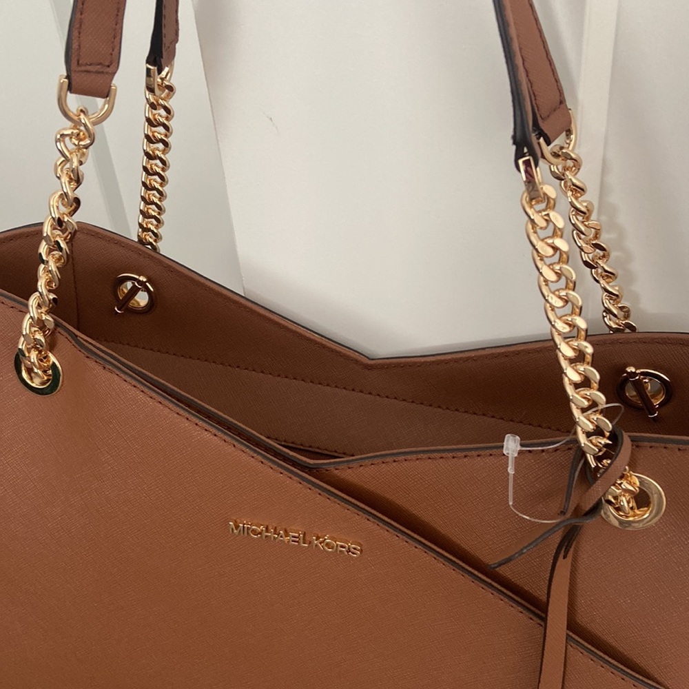 Michael Kors Jet Set travel Tote - Picture 2 of 7